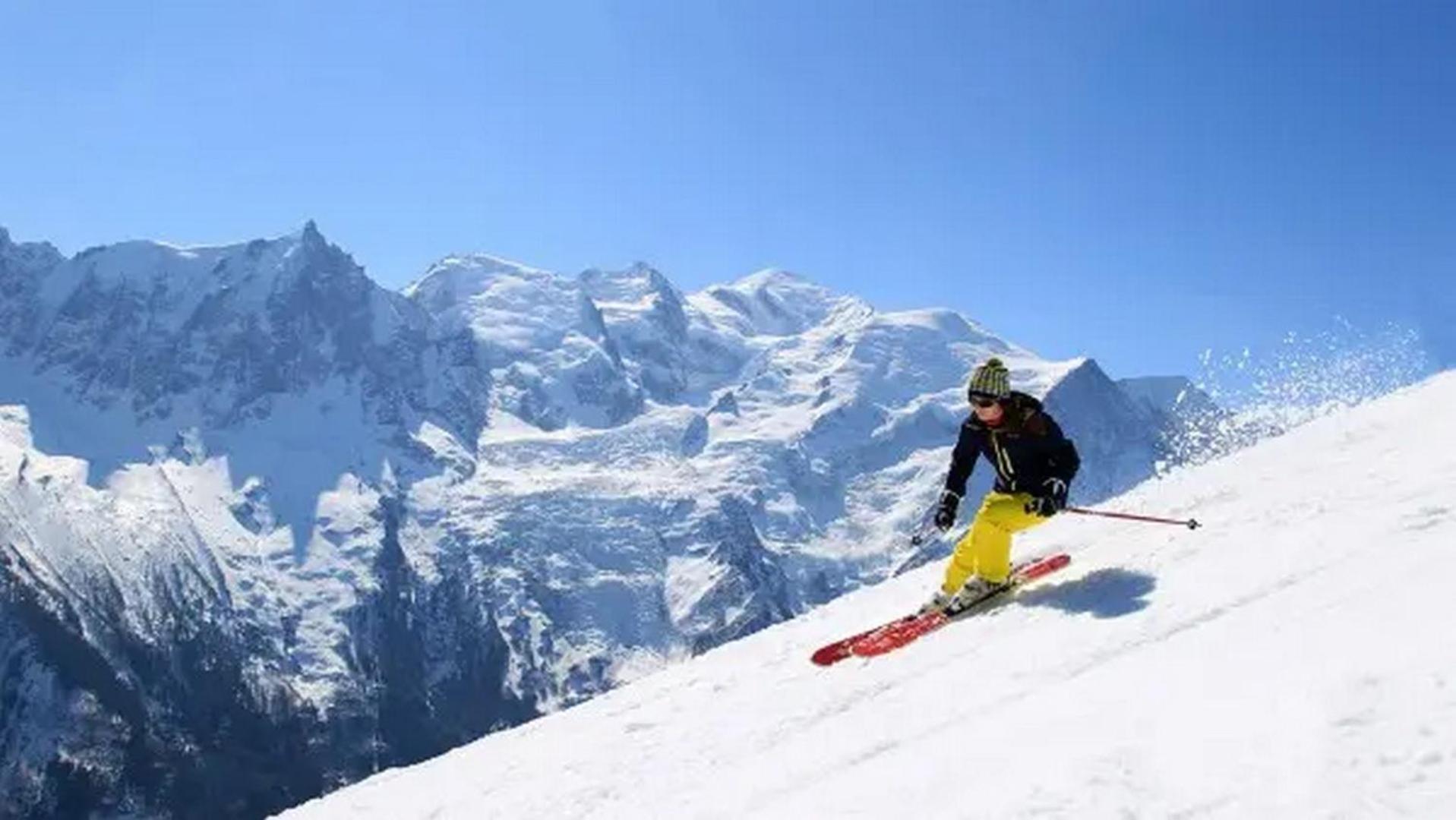 Apartment Midi Loft - A Central Chamonix Mountain Haven المظهر الخارجي الصورة