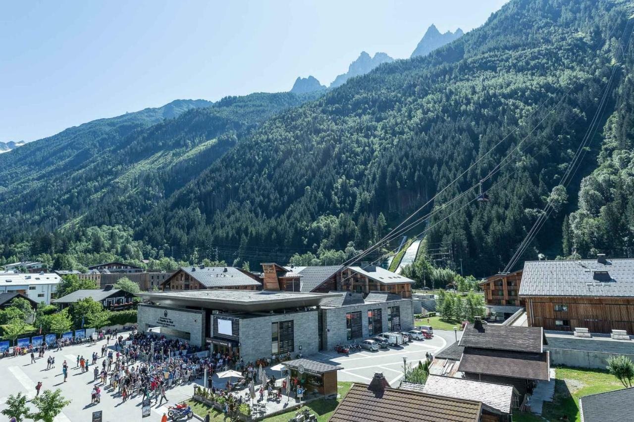 Apartment Midi Loft - A Central Chamonix Mountain Haven المظهر الخارجي الصورة